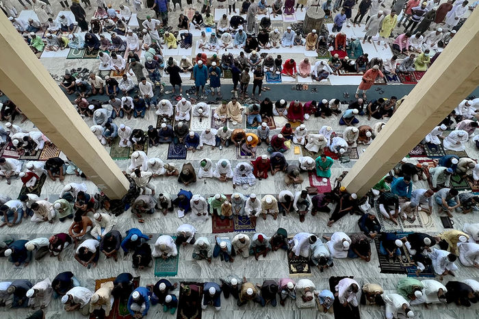 Mohammad Shahriar Foisal (Chittagong, Bangladesh) - PRAYER TIME
