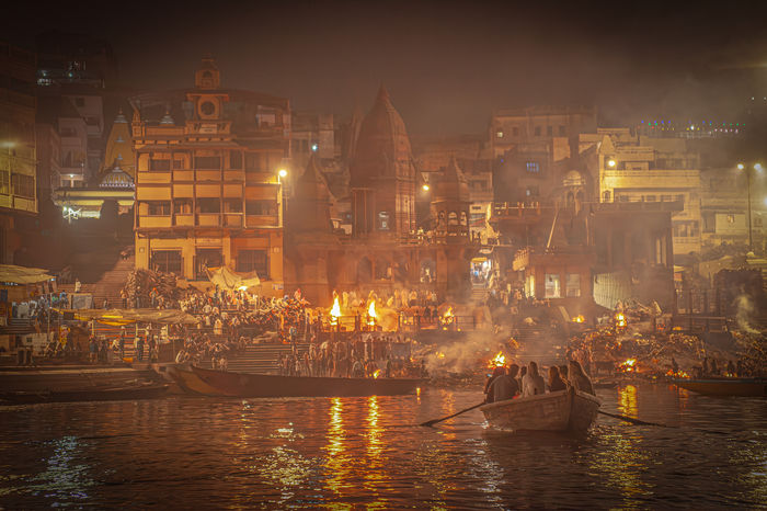 Richard Murrin (UK) - Vision of Varanasi Burning Ghat