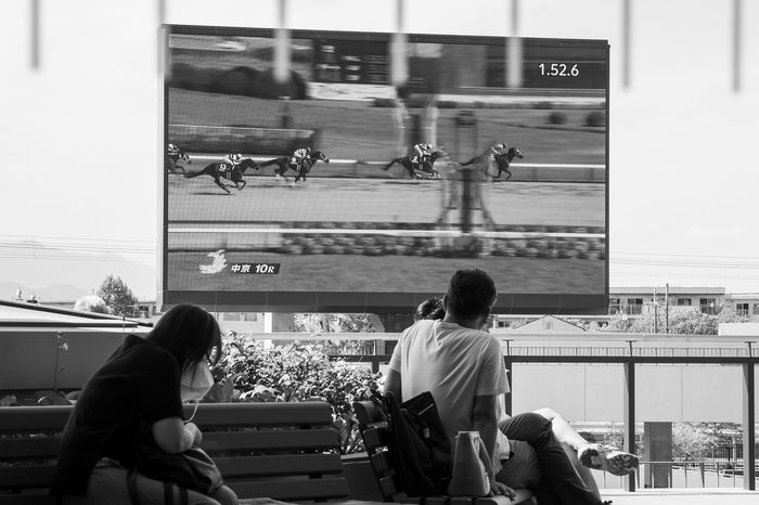 Outdoor Monitor at Race Course - Hideki Yura