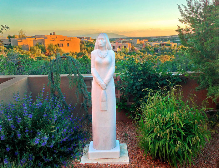 CAROL GINANDES (Boston, Massachusetts) - MADONNA, SANTA FE