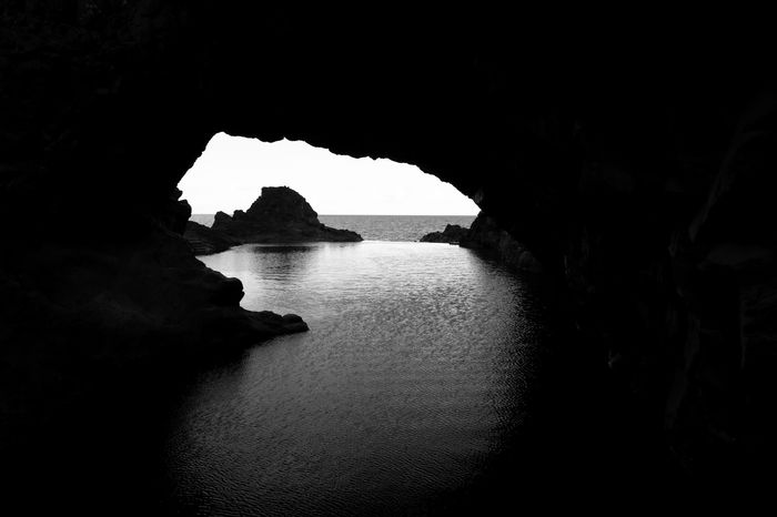 William Wilson (Montreal, Quebec) - CAVE AT OCEAN